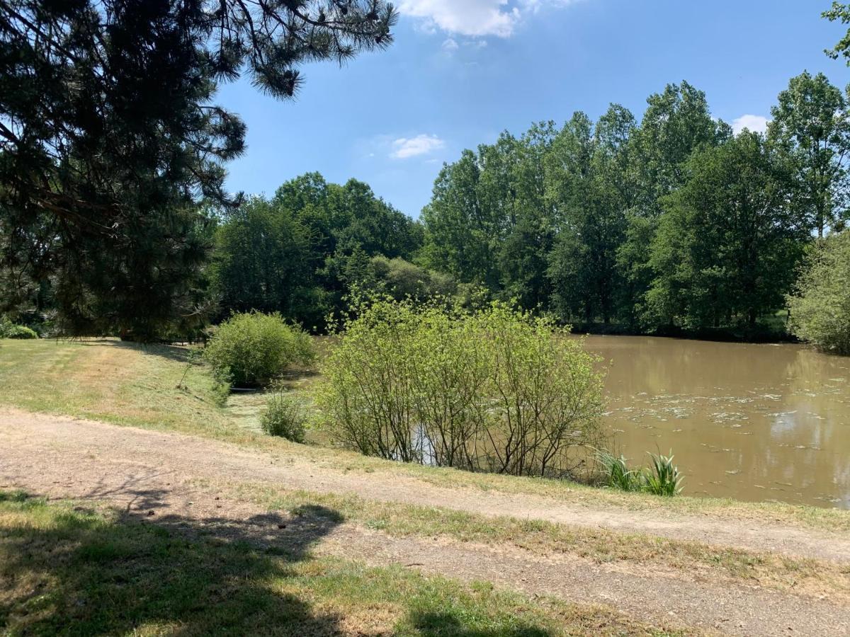 L'Etang Des 7 Le Controis-en-Sologne Exterior foto